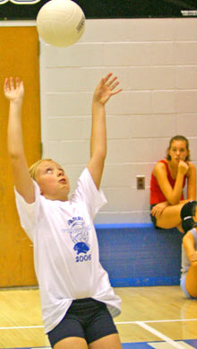 Volleyball camp attracts junior-high girls 