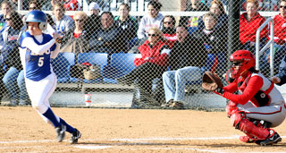 Softball: Panthers pull off sweep 