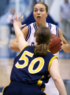 Womens Basketball: Panthers keep on pace 