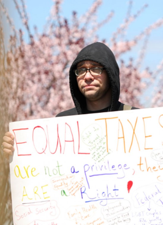 Feature+Photo%3A+Protest+for+equal+taxes+