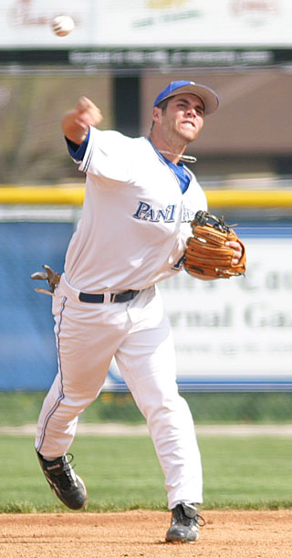 Baseball: Reserves lead to route 