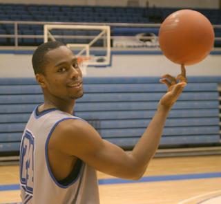 All Access with Curry McKinney, junior guard on mens basketball team: Back to Division I 
