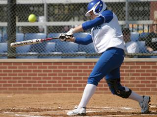 Softball: Panthers lose finale amidst controversy 