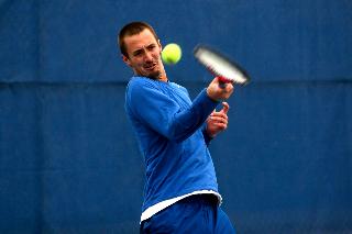 Mens tennis hopeful, looks to bounce back, emerge victorious 