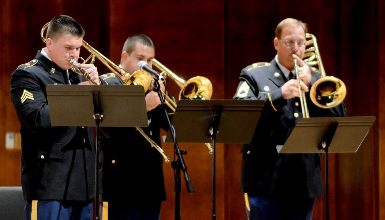 Photo: Concert honors veterans through patriotic music
