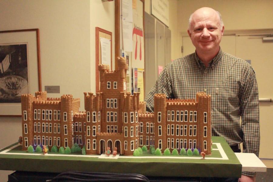 Mackenzie+Freund+%7C+The+Daily+Eastern+News%0ABrian+Sanders+Stands+with+his+gingerbread+model+of+Old+Main+on+Sunday