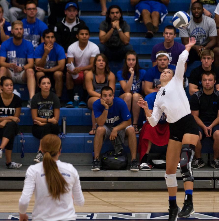 Senior+outside+hitter%2Fsetter+Abby+Saalfrank+had+nine+kills+and+four+errors+out+of+four+sets+played+during+the+Panthers+3-1+loss+to+Indiana+State+on+Sept.+1+in+Lantz+Arena.