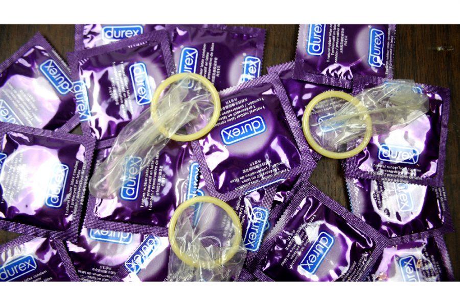 FEM+to+give+out+condoms