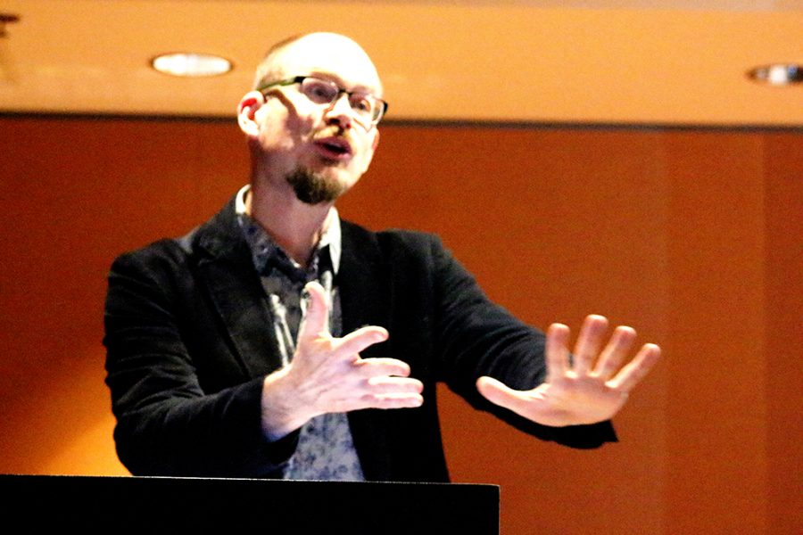 Celine Crow | The Daily Eastern News
Guest speaker Ted Underwood gives a presentation on how well we understand literary history on Wednesday night in the Doudna lecture hall.