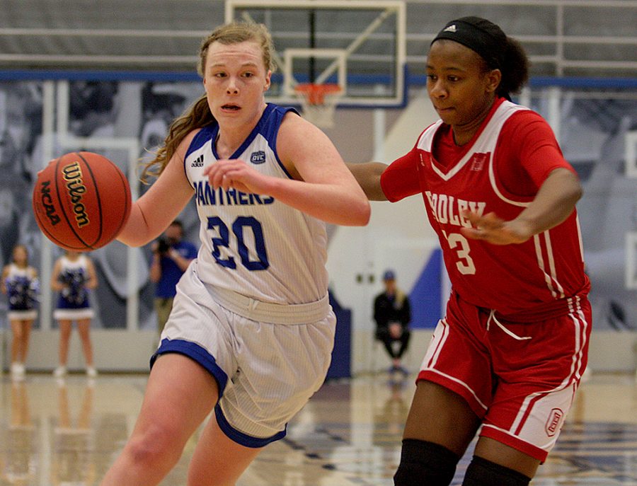 Sophomore Danielle Berry drives to the basket in the Panthers’ 67-52 loss to Bradley Tuesday in Lantz Arena. Berry had five points and five steals in the loss.
