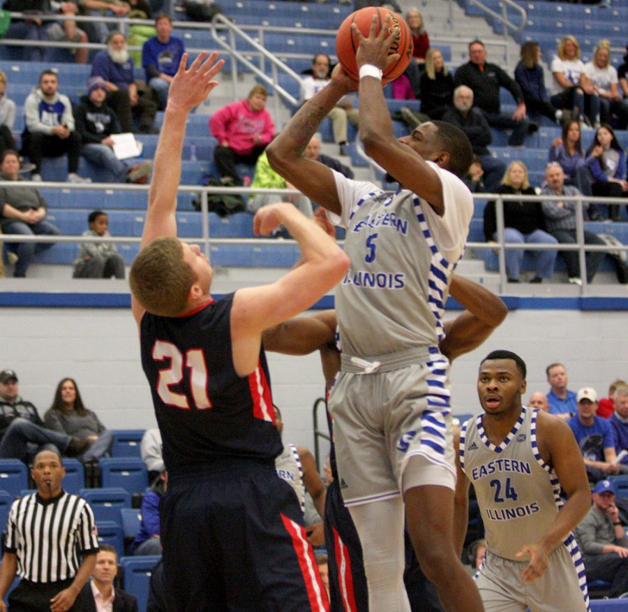 Senior Ray Crossland pulls up for a jumper in the Panthers’ loss to Belmont Jan. 13 in Lantz Arena. Crossland stepped up in a variety of roles for Eastern this year, playing as one of its top defenders and having big scoring games as well.