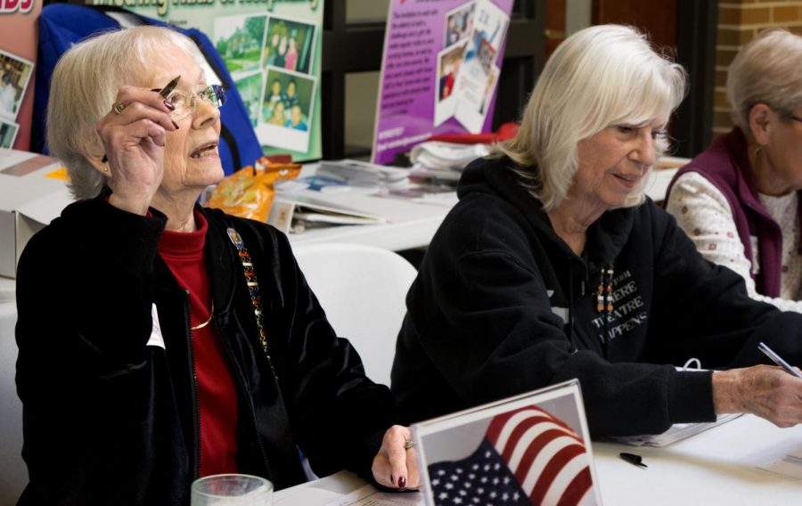 Election judges help voters on Election Day