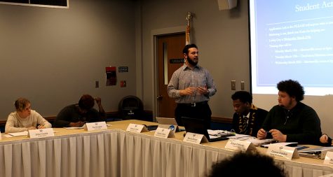 Vice President Zachary Cohen, adresses the Student Senate Wednesday night in the Martin Luther King Jr. University Union.
