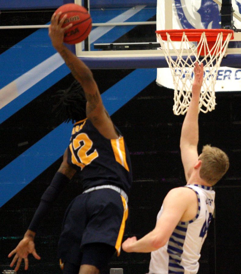 Murray State’s Ja Morant throws a dunk down in his team’s 83-61 win over Eastern on Jan. 17.