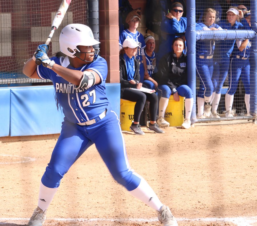 Eastern+center+fielder+Mia+Davis+loads+in+her+stance+moments+before+hitting+a+home+run+in+the+Panthers%E2%80%99+7-4+loss+to+Murray+State+Saturday+at+Williams+Field.+Eastern+opened+conference+play+1-3+this+weekend.