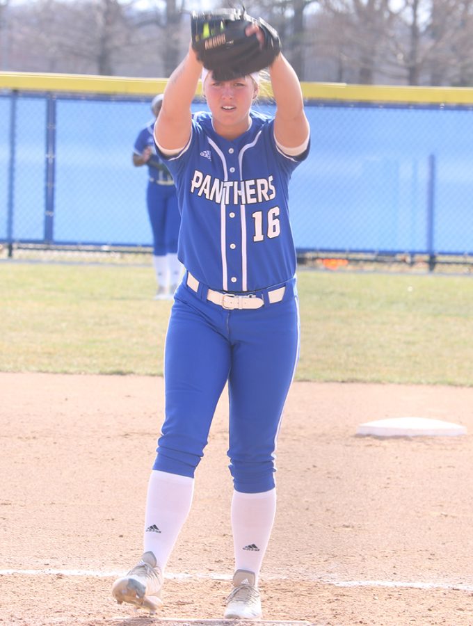 Eastern+pitcher+McKenna+Coffman+goes+into+her+windup+in+the+Panthers%E2%80%99+7-4+loss+to+Murray+State+Saturday+at+Williams+Field.