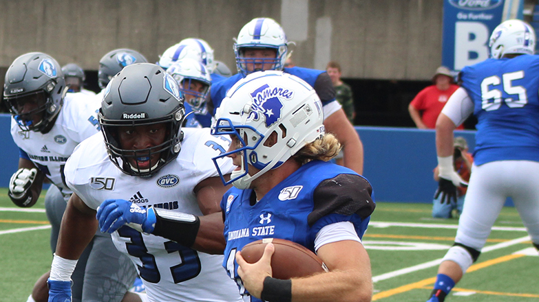 Adam Tumino | The Daily Eastern News
Austin Johnson attempting to tackle the ballcarrier in Indiana State’s 16-6 win over Eastern Saturday at Memorial Stadium.