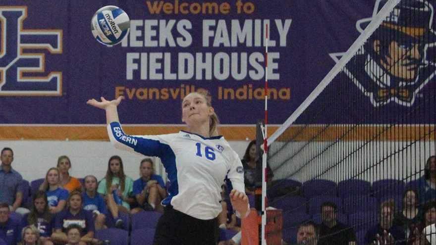 Adam Tumino | The Daily Eastern News
Maggie Runge swings her arm forward to spike a ball to the opponents’ court. Eastern lost 3-2 against Evansville in the Evansville Dunn Hospitality Tournament Sept. 14.