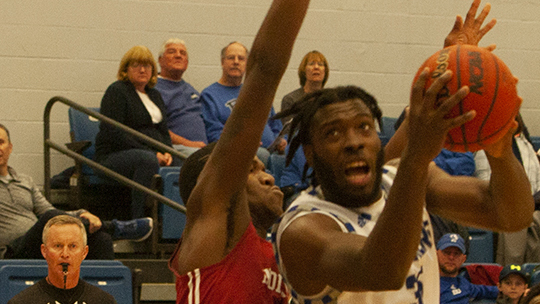 Dillan Schorfheide | The Daily Eastern News
Guard George Dixon goes up for a layup in Eastern’s 114-61 win against Indiana Northwest on Nov. 18 at Lantz Arena.