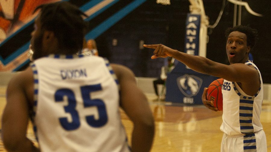 Adam Tumino | The Daily Eastern News
Mack Smith (right) shouts directions to teammate George Dixon (left). Eastern defeated Green Bay 93-80 Dec. 7 in Lantz Arena.