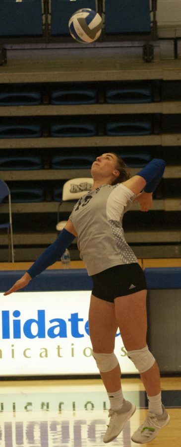Eastern+outside+hitter+Elisavet+Papageoriou+winds+up+for+a+kill+attempt+in+a+match+against+Morehead+State+on+Oct.+22+in+Lantz+Arena.+Papageorgiou+had+4+block+assists+and+5+digs+in+the+match%2C+which+Eastern+lost+3-0.+