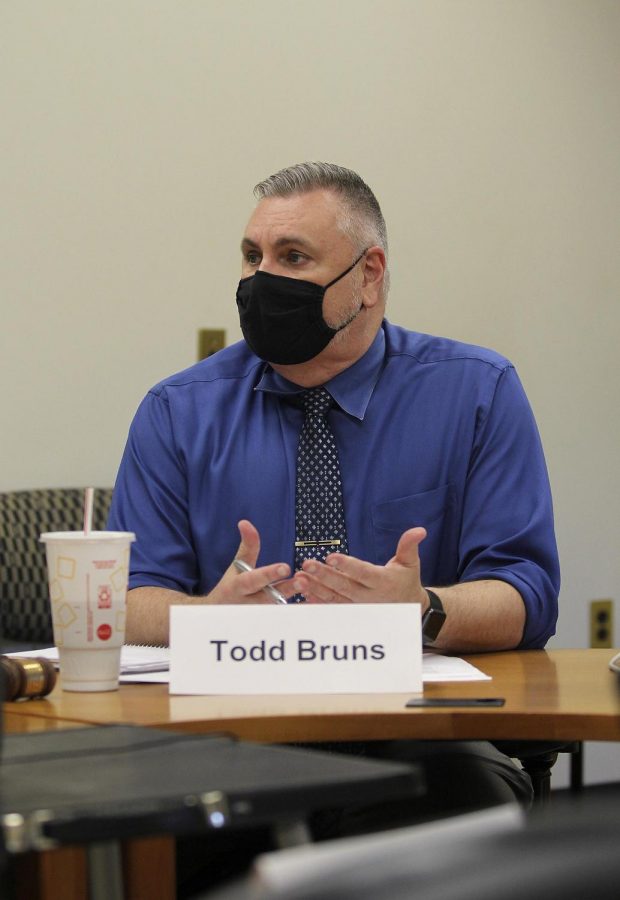 Faculty Senate Chair, Todd Bruns explains a question about faculty members online profiles and department website structure at the Oct. 26 meeting. The Senate discussed ways to inform faculty members update their profiles, but tabled the discussion for the next meeting. 