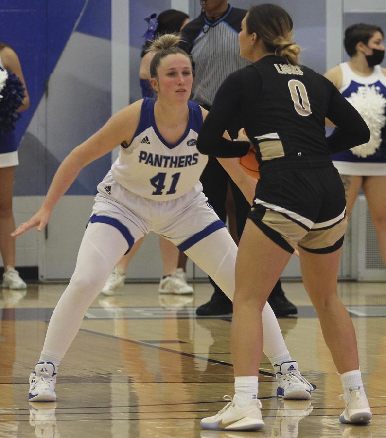 Eastern forward Abby Wahl defends an opponent at the top of the key in a game against Lindenwood on Nov. 9 in Lantz Arena. Wahl had 6 points and 3 rebounds in the game, which Eastern won 86-30. 