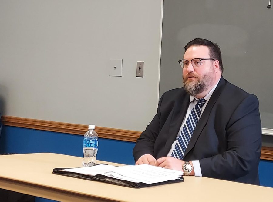 Michael McKean, the associate director at the Rayburn Student Center at Texas A&M Commerce, visits Eastern on Wednesday for in-person interviews, a tour of campus and more throughout the day. McKean answered questions from Eastern employees and faculty in the Oakland Room at the Martin Luther King Jr. University Union Wednesday afternoon regarding McKeans interest in the job position of director of the Union.