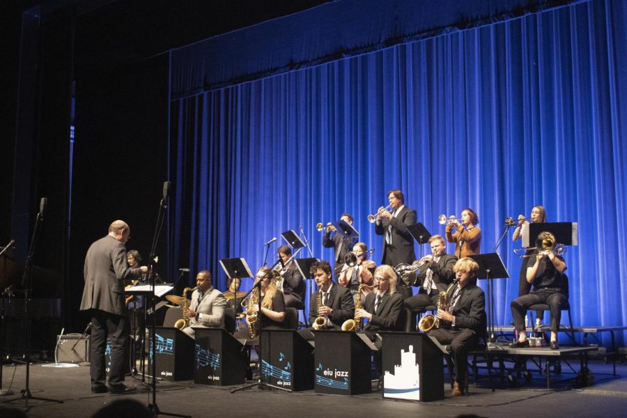 The+Jazz+Showcase+performs+in+the+Theatre+Thursday+night.