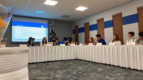 Student Government meets in the Martin Luther King Jr. University Union on Wednesday evening at Eastern Illinois Universitys campus in Charleston, Ill.
