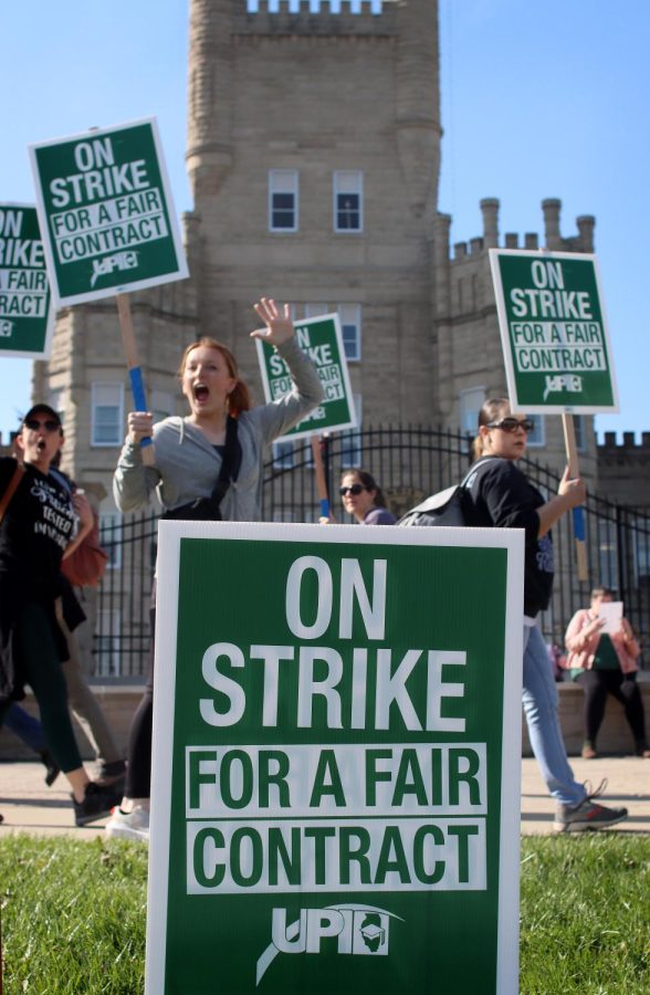 EIU-UPI had their third day of picketing for a fair contract Monday morning at Old Main.