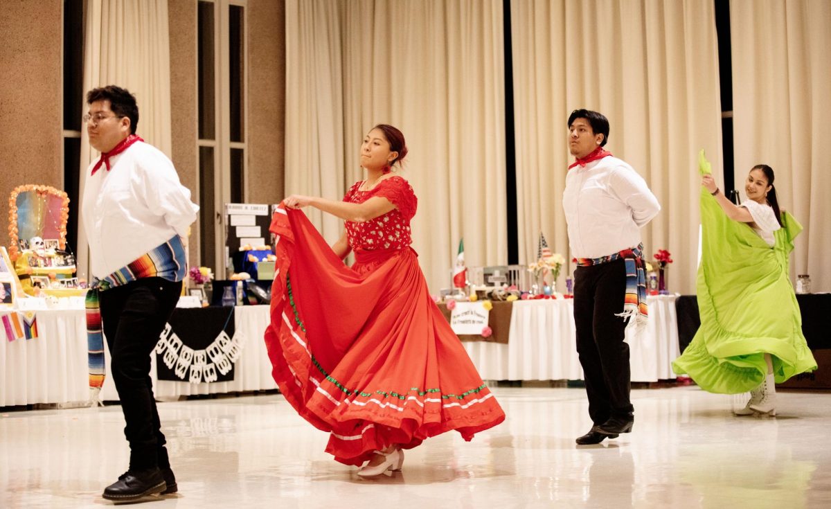 The second annual Dia De los Muertos Gala presents a Mexican folkloric ballet performance.
