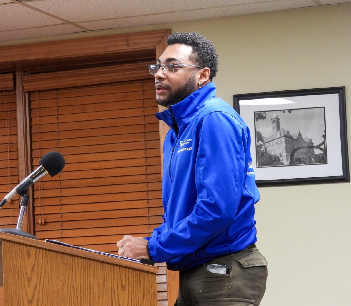 Small Business Administration public information officer Harold Nunez speaks to the Charleston city hall about SBA economic disaster injury loans at the city council meeting at City Hall on Tuesday.